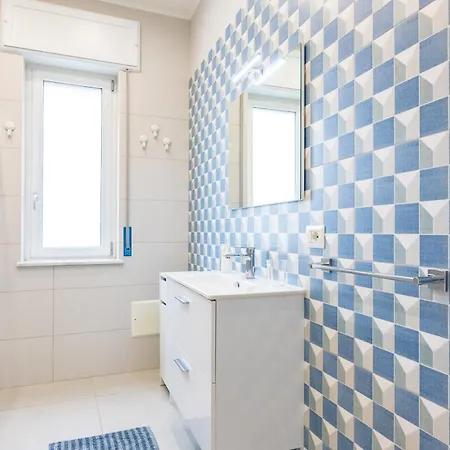 Domus Capodimonte Flat By Napoliapartments *