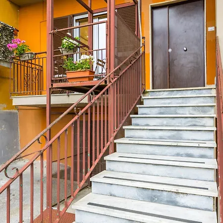 Domus Capodimonte Flat By Napoliapartments * ナポリ