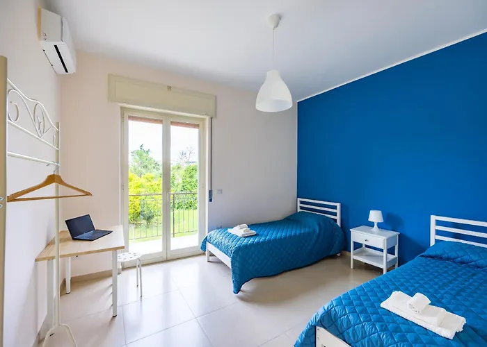 Domus Capodimonte Flat By Napoliapartments